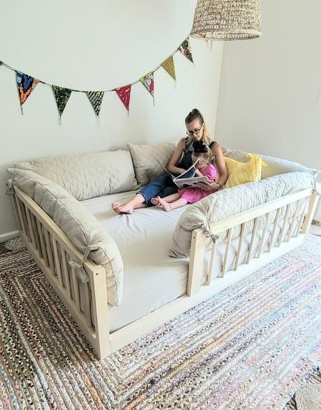 Double floor bed with shop rails